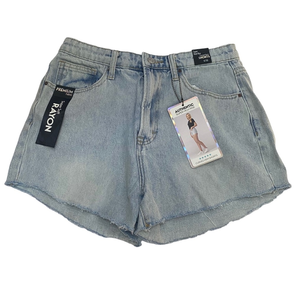 NEW Simple Society Super High Rise Light Wash Curved Hem Denim Shorts 11/30